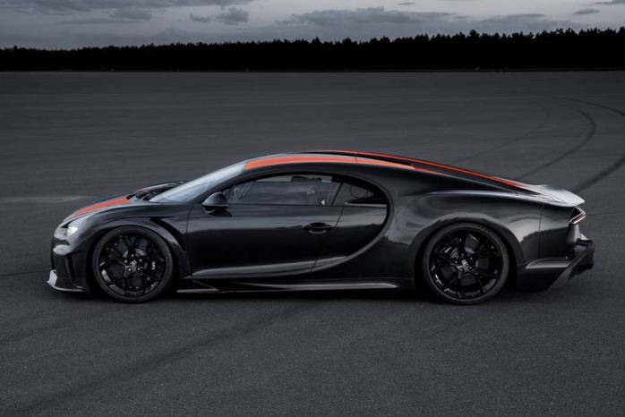 Бугатти Chiron Super Sport 300+