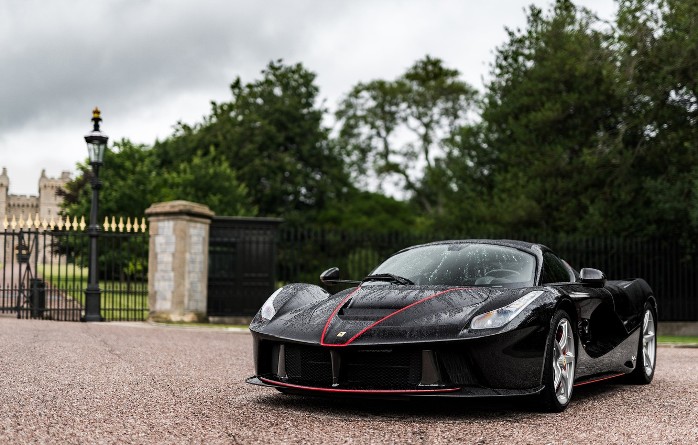 Ferrari LaFerrari Aperta
