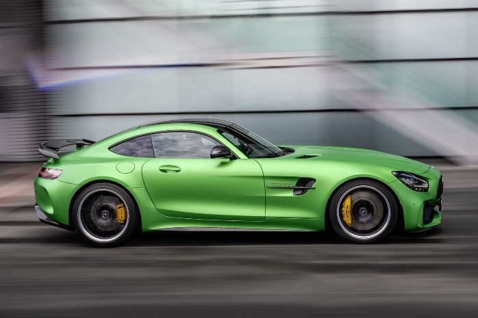 Mercedes-AMG GT R